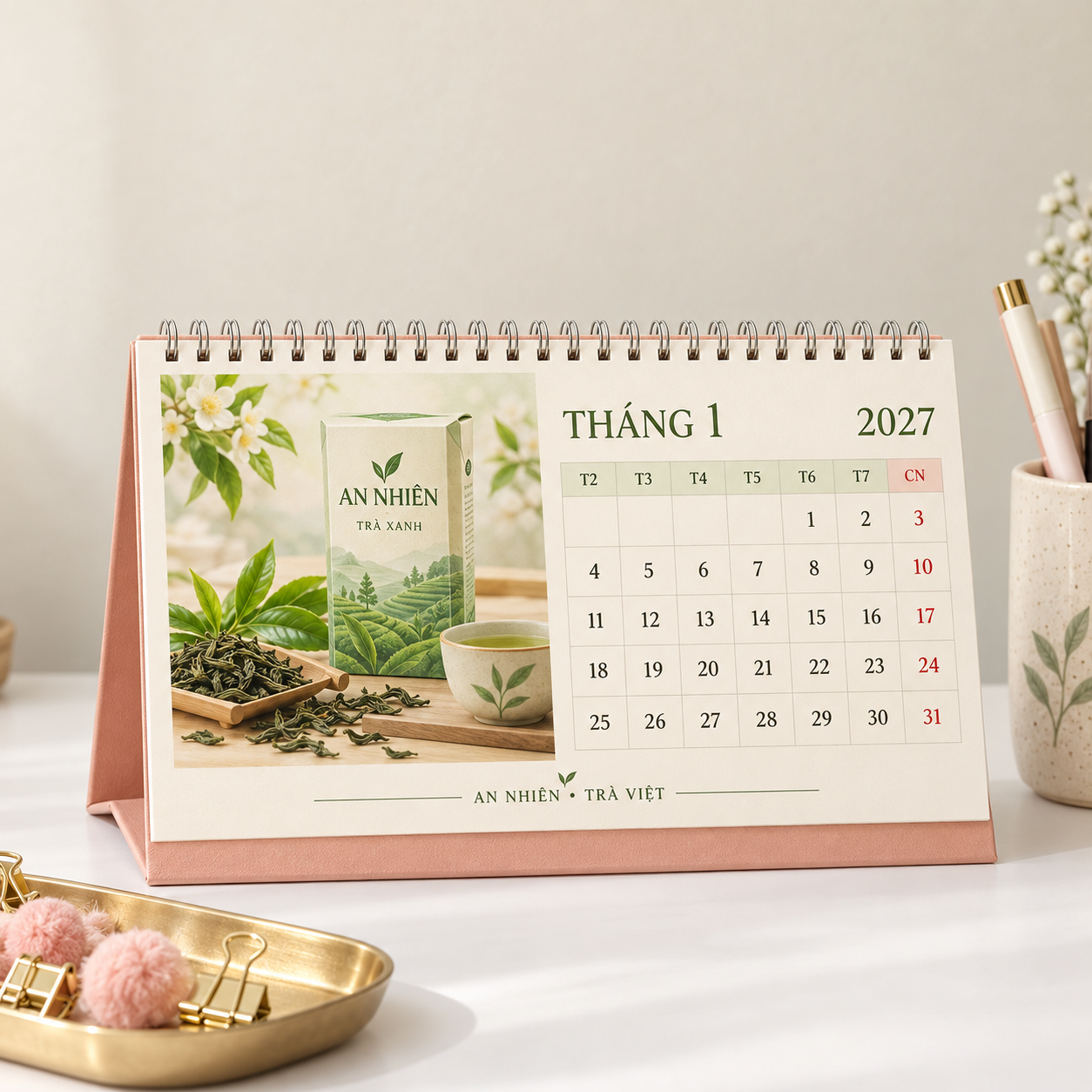 Cận cảnh chi tiết chất liệu giấy mỹ thuật và gáy xoắn mạ vàng lịch bàn An Nhiên 2027
